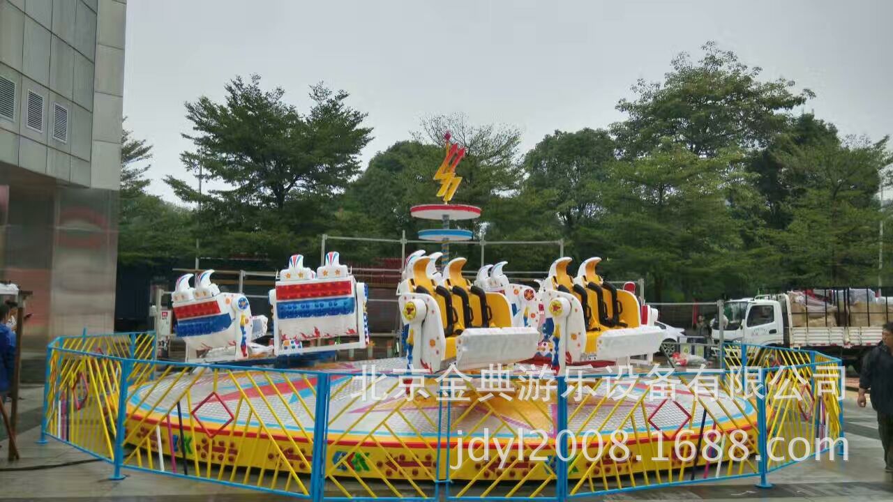 刺激型游乐设备 游乐设备厂家 星际探险厂家 星际探险游乐设备 室内大型游乐设备示例图1