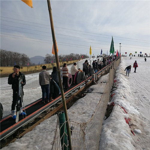 诺泰克滑雪场魔毯_20190408101508_副本